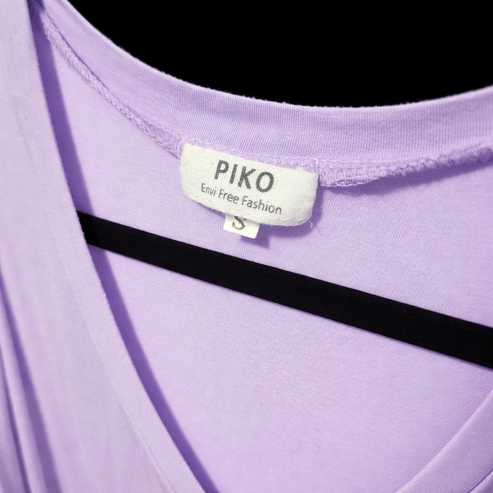 PIKO Lavender Oversized V-Neck Tunic Top | Size Small - Picture 3 of 3